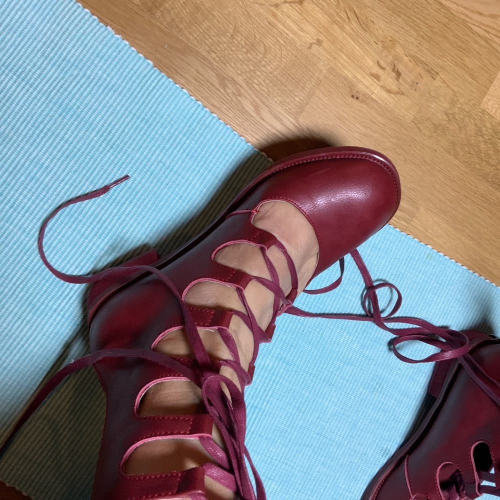 Boots - Picture 4 of 6